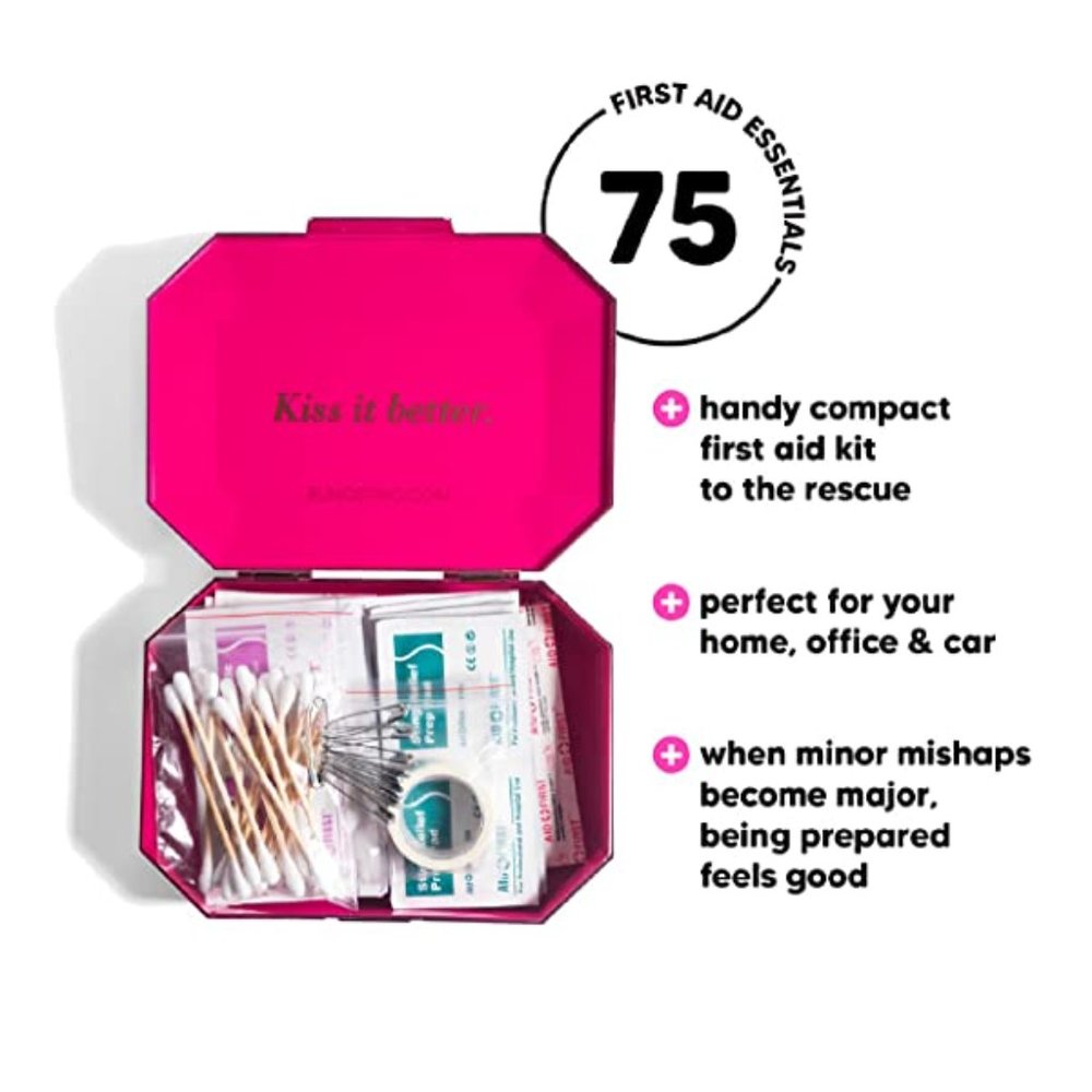 First Aid Clutch